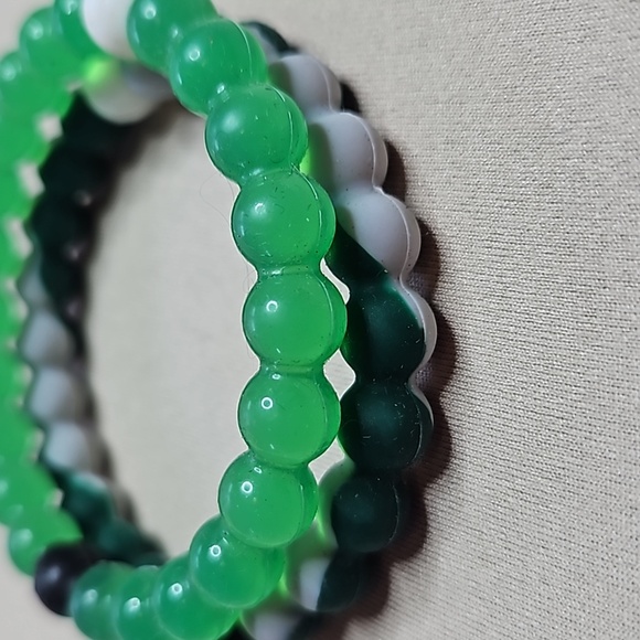LOKAI SET OF 2 GREEN BRACLETS SIZE SMALL - Picture 7 of 7